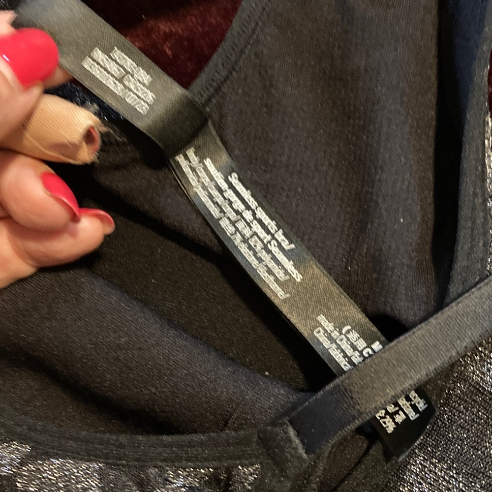 VS Seamless Racerback Top - Picture 7 of 8